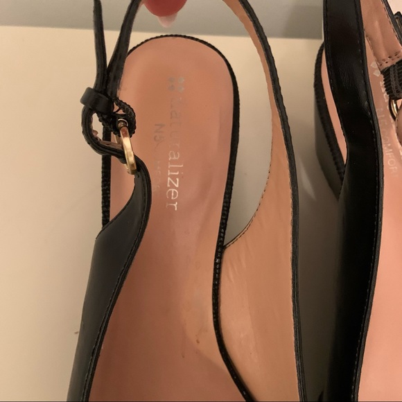 NATURALIZER black wedge sandals size 8.5 M - Picture 3 of 9
